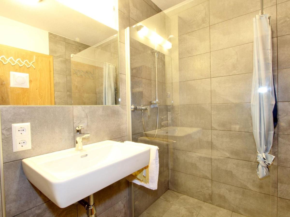 Modern Apartment In Neukirchen Am Gro Venediger Neukirchen am Großvenediger المظهر الخارجي الصورة